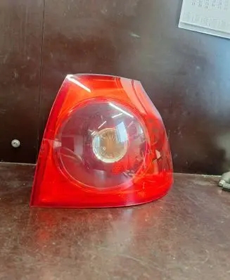 Volkswagen Golf V Rear/tail lights 1K6945096E 028490202B 00348532