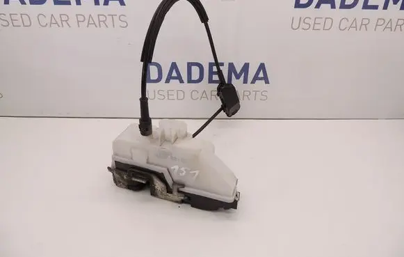 Renault Laguna II Front door lock D151