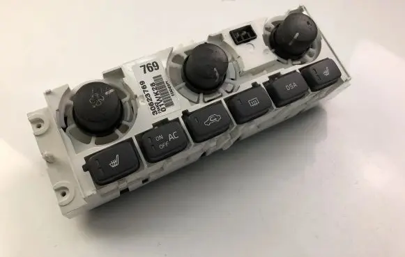 Interior fan control switch