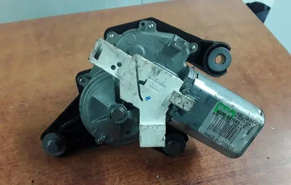 Renault Espace - Grand espace IV Rear window wiper motor 8200031083