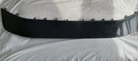 Front bumper lip