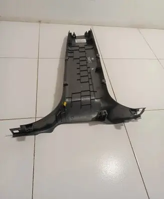Land Rover Discovery Sport (C) pillar trim 24397 F7MW5 FK722A217