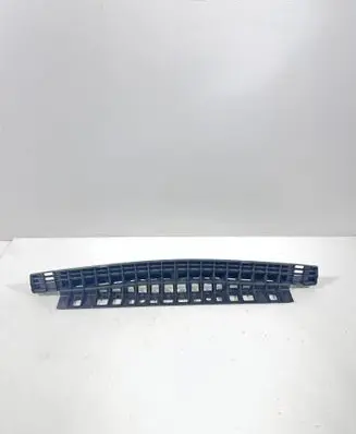 Rear bumper mounting bracket