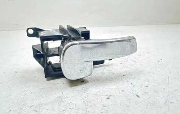 Nissan Navara D40 Rear door interior handle 8318D