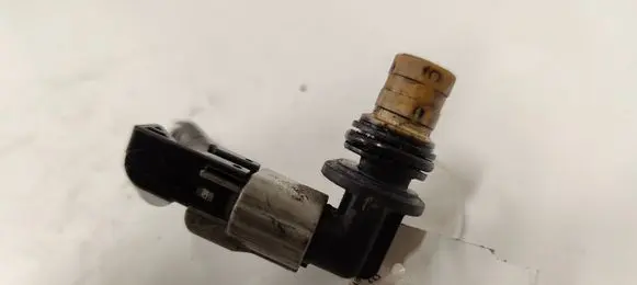 Mazda 6 Camshaft position sensor 118221 K4238
