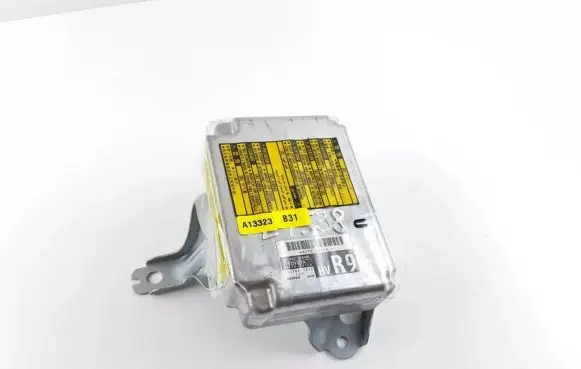 Lexus RX 330 - 350 - 400H Airbag control unit/module 89170-48160 152300-7612