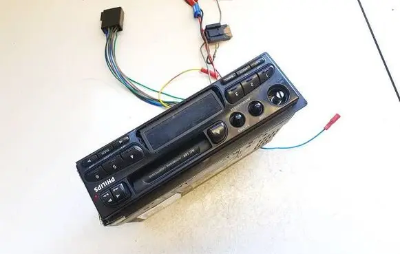 Nissan Micra Radio/CD/DVD/GPS head unit 79rc18980