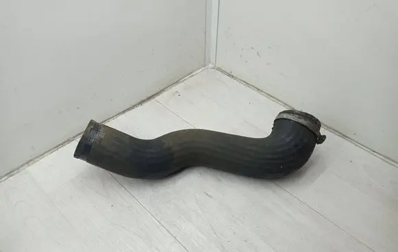 Volvo XC90 Intercooler hose/pipe