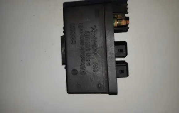 Alfa Romeo 166 Glow plug pre-heat relay 0281003018