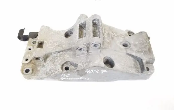 BMW X3 F25 Generator/alternator bracket 7619250