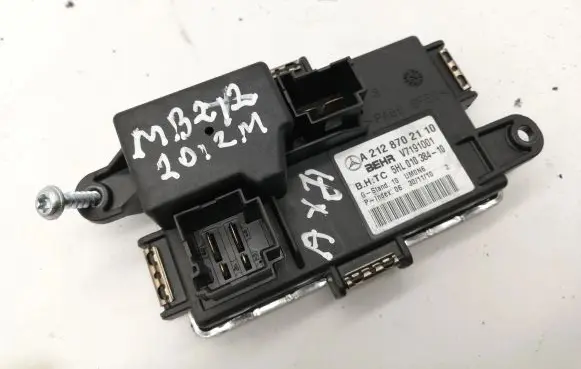 Mercedes-Benz E W212 Heater blower motor/fan resistor A2128702110