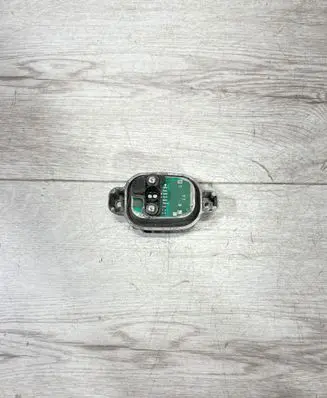 BMW 1 F20 F21 LED ballast control module 19813000
