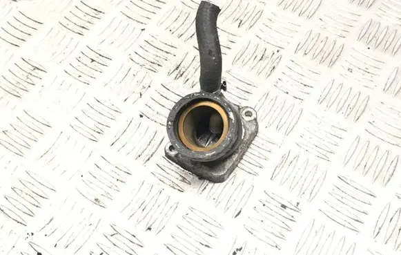Volvo V70 Thermostat/thermostat housing 30650469