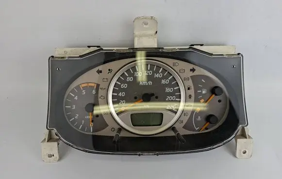 Nissan Almera Tino Speedometer (instrument cluster) BU010 1477196