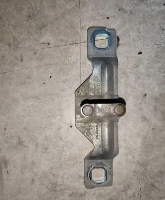 Audi A6 S6 C6 4F Loading door lock loop/hook striker 8P4827507