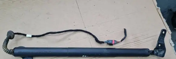 Audi A5 Tailgate/trunk strut/damper 8W8827851A