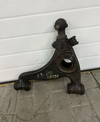Mercedes-Benz E W124 Other rear suspension part D8058