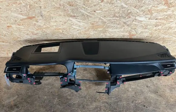 BMW 7 F01 F02 F03 F04 Dashboard