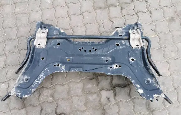 Peugeot 3008 II Front subframe T261