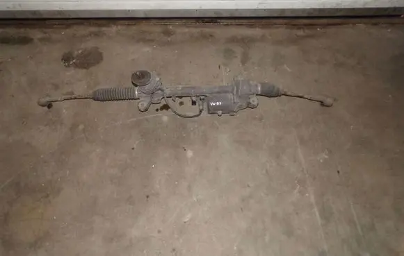 Volkswagen PASSAT B7 Steering rack 3C1423103K 5N1909144M 3C1423050M