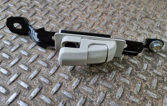 Mazda CX-5 II Seat belt adjustment rail 1092033