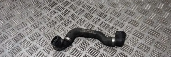Mercedes-Benz GLC X253 C253 Engine coolant pipe/hose A2535010884