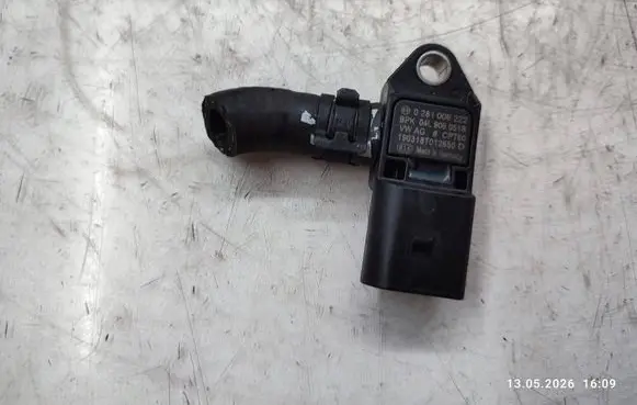 Skoda Karoq Exhaust gas pressure sensor 04L906051B