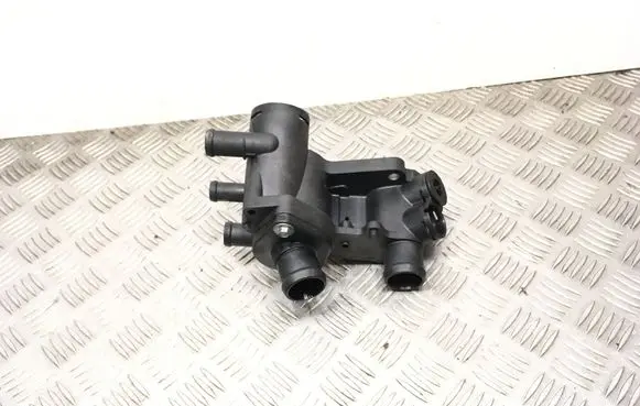 Volkswagen Golf III Thermostat/thermostat housing 032121111 032121121J 3571211402