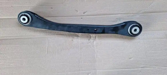 BMW 5 G30 G31 Rear control arm 6861127 686112