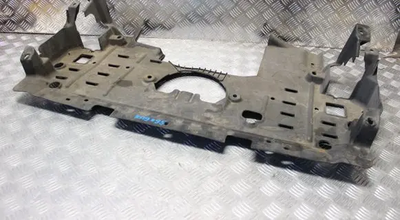 Honda Legend III KA9 Engine splash shield/under tray