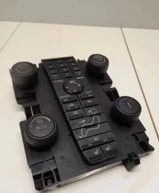 Volvo S40 Climate control unit 04w46t