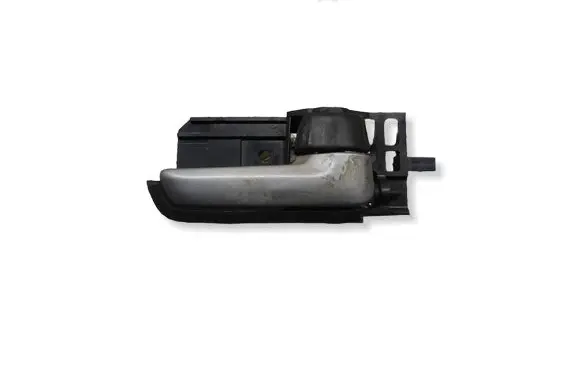 Suzuki SX4 Front door interior handle 