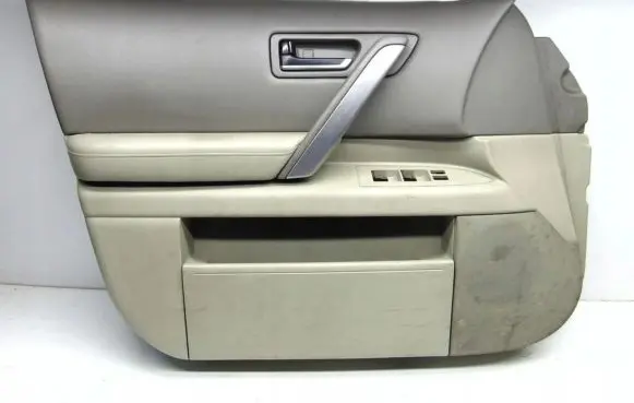 Infiniti FX Front door card panel trim