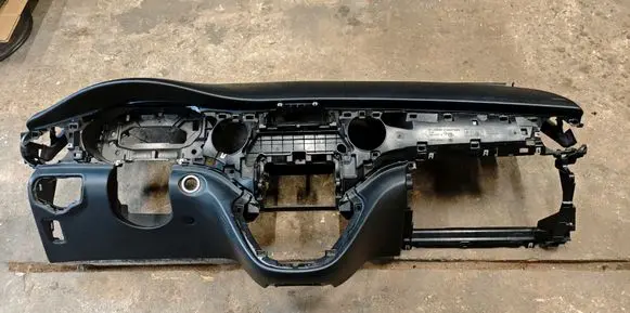 Mercedes-Benz V Class W447 Dashboard A4476800080 1302554X A4476890016