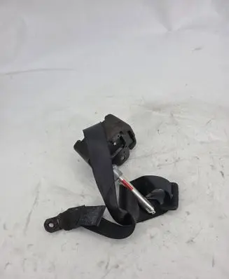 Volvo V50 Rear seatbelt 8665536