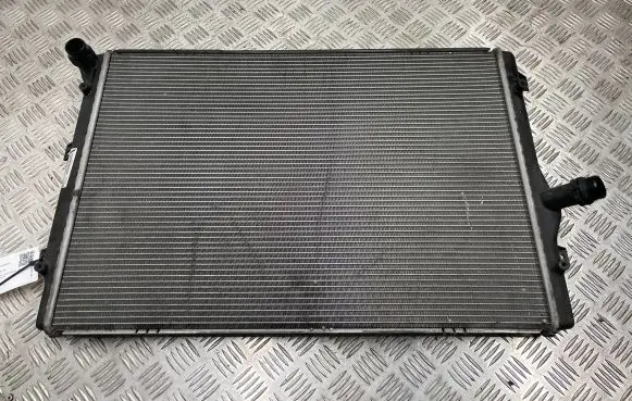 Coolant radiator