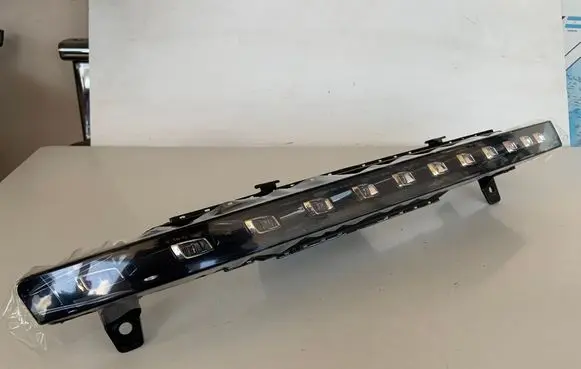 Audi Q7 4L Front indicator light 4L0953042D 4L0953042E