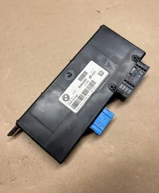 BMW 5 F10 F11 Gateway control module 9284420 121932