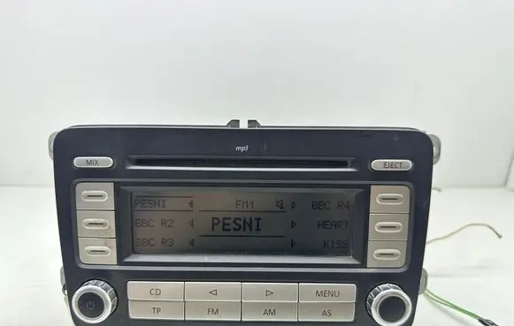 Volkswagen PASSAT B6 Radio/CD/DVD/GPS head unit 1K0035186 9184918151 VWZ2Z2H6870980