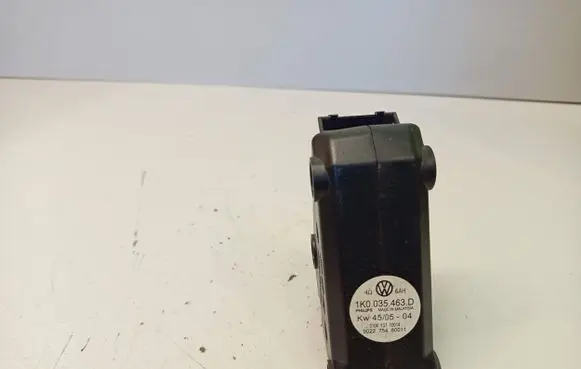 Volkswagen Jetta V Sound amplifier 1K0035463D