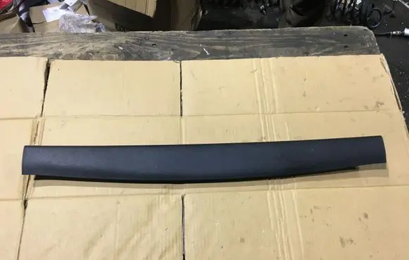 KIA Sorento Tailgate/trunk upper cover trim 81760C5000