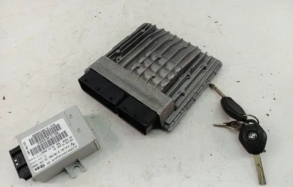 Engine ECU kit and lock set
