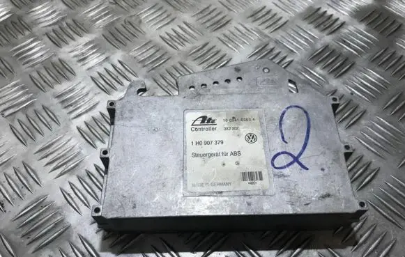 Volkswagen Golf III ABS control unit/module 1h0907379 100941-03034