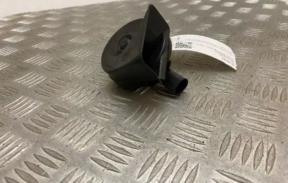 Mercedes-Benz GLE AMG (W166 - C292) Horn signal A046495