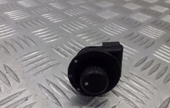 Renault Kangoo I Wing mirror switch