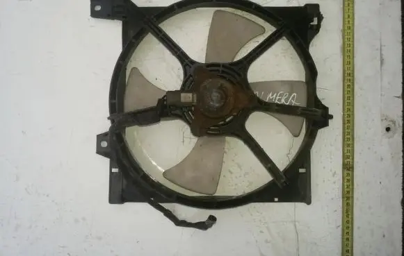 Nissan Almera Radiator cooling fan shroud