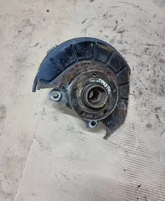 Volkswagen PASSAT B7 Front wheel hub NOCODE