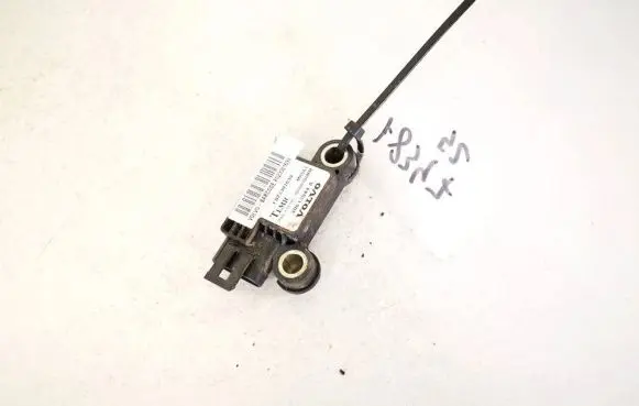 Volvo S40, V40 Airbag deployment crash/impact sensor 30613044a f023301639