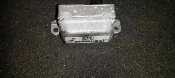 Volkswagen Golf V ESP acceleration yaw rate sensor 1k0907655b 100985-0320.4