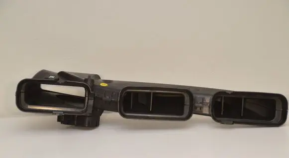 Audi Q7 4M Cabin air duct channel 4M1819724A